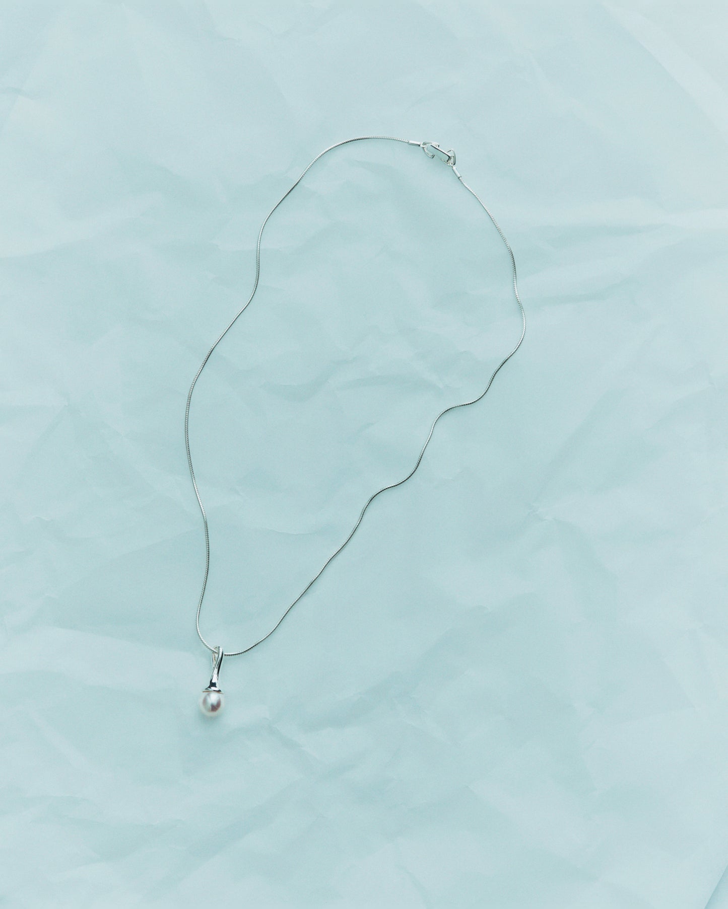 Lumora Pendant Necklace