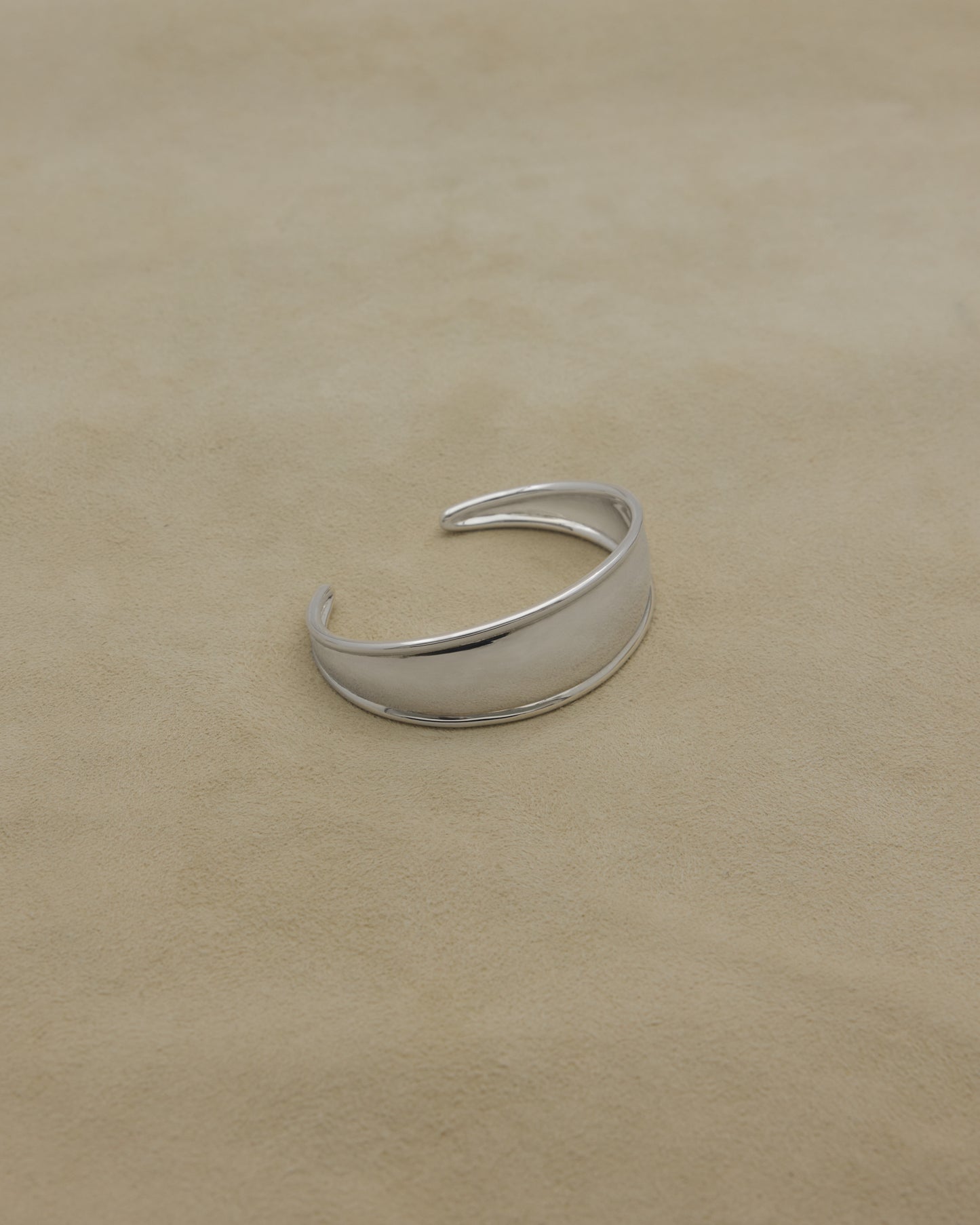 Contour Bangle