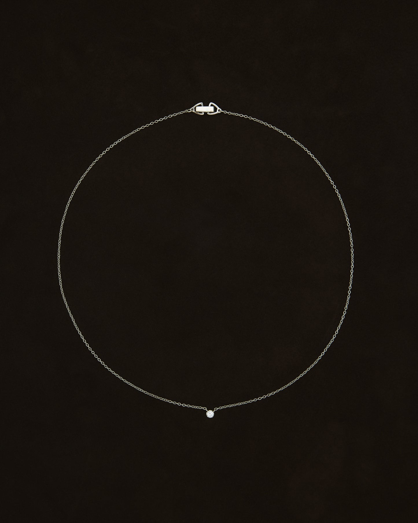 Oda Floating Necklace