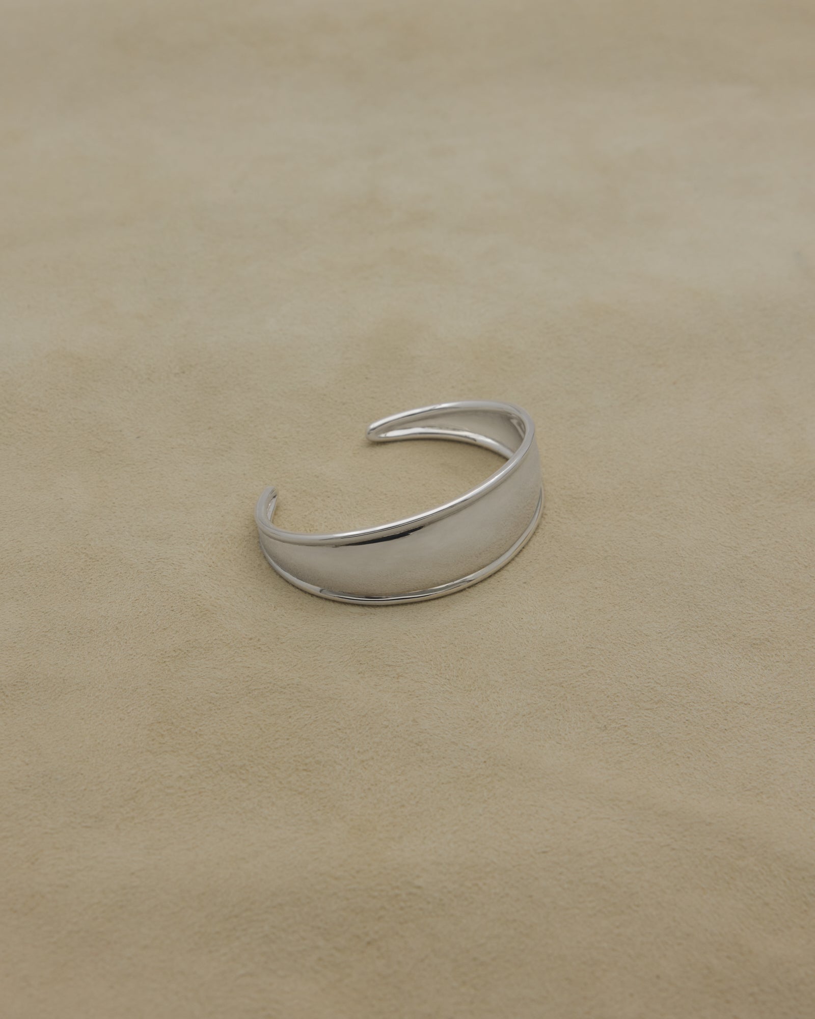 Contour Bangle